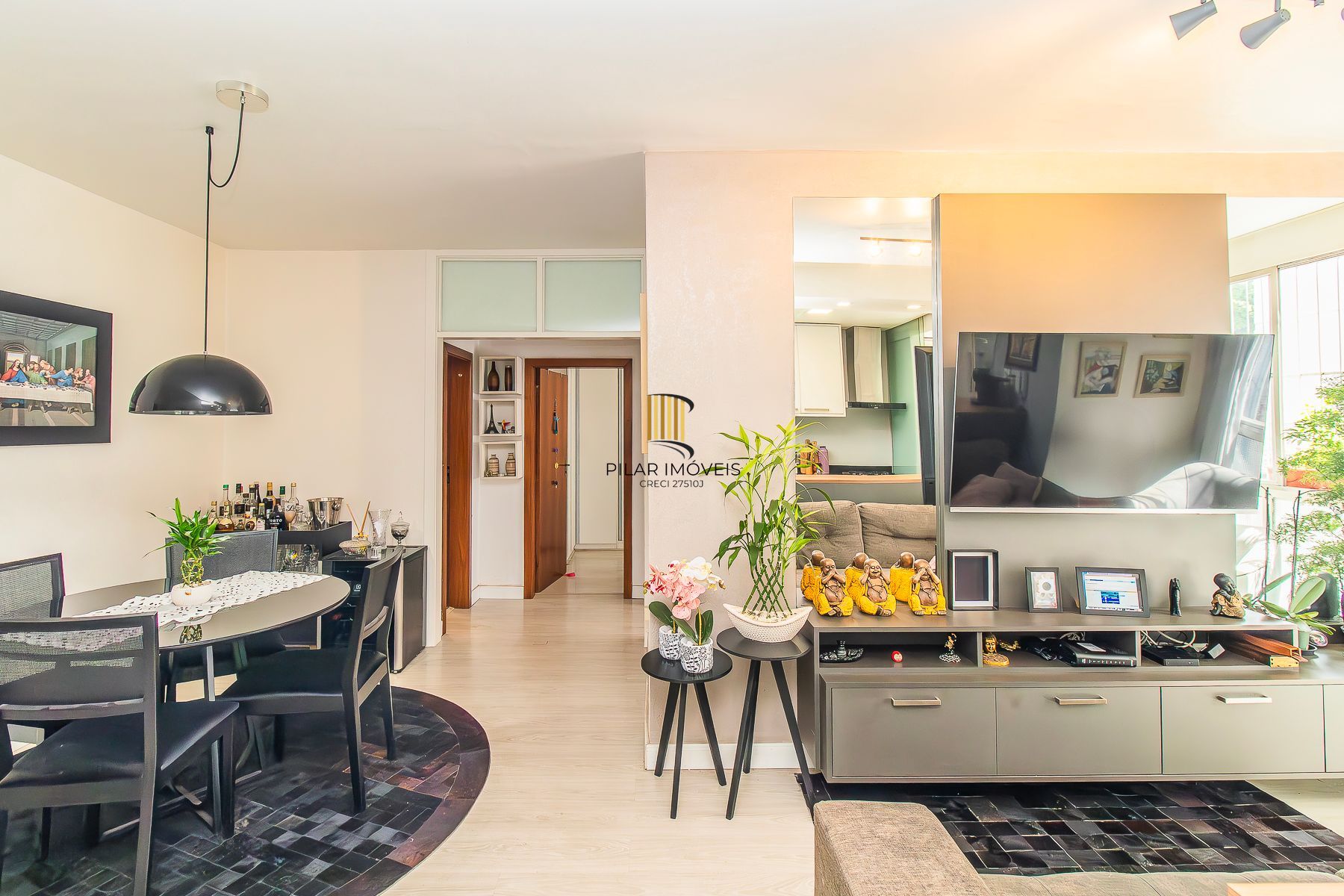 Apartamento dois dormitórios 68,00m² no bairro Glória