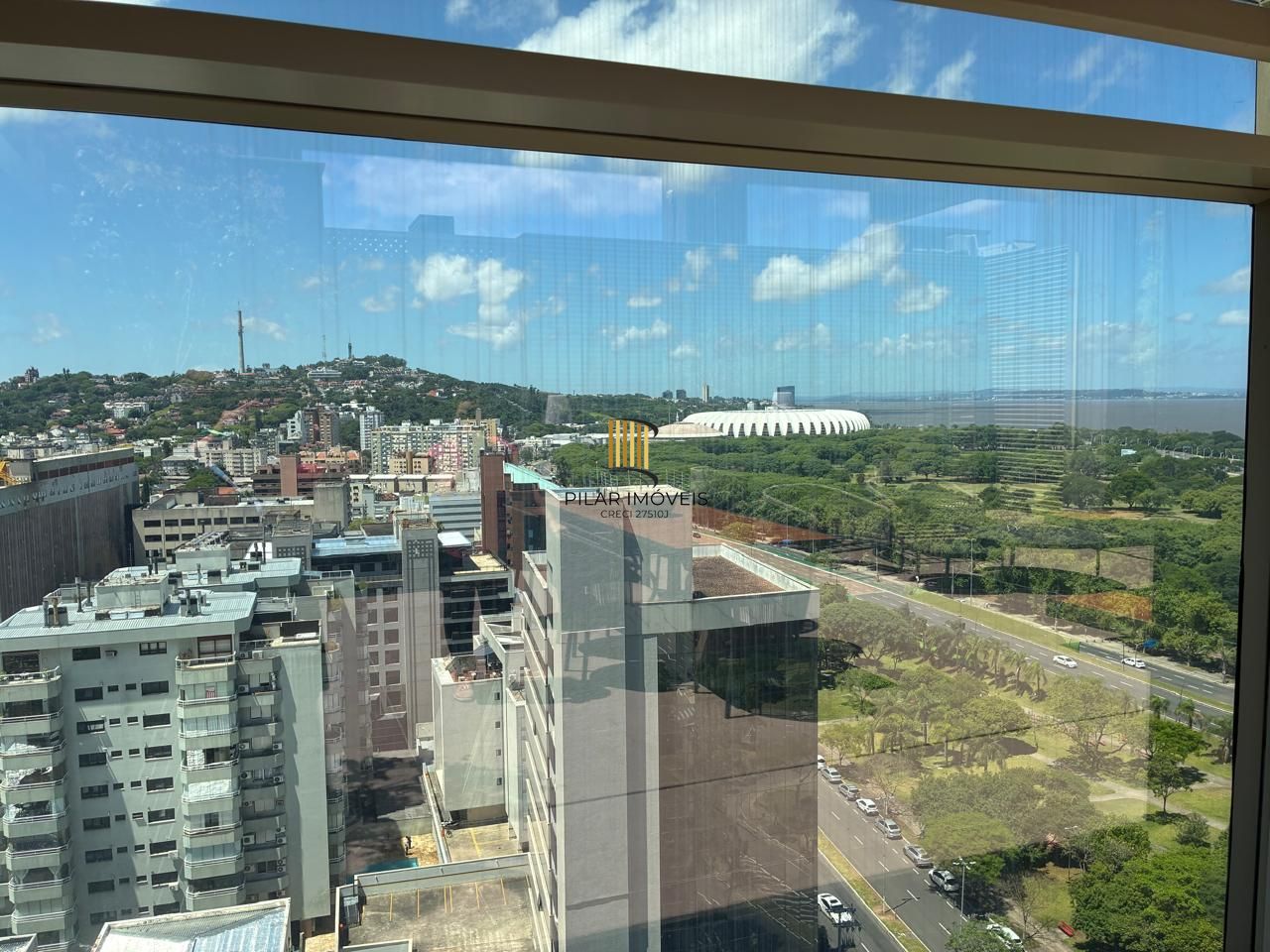 Lindo imóvel 2 dormitórios, 1 suíte, 64 m2, vaga de garagem no bairro Praia de Belas