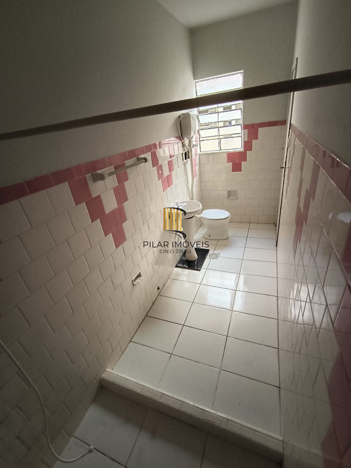 Apartamento 2 dormitórios- Menino Deus.