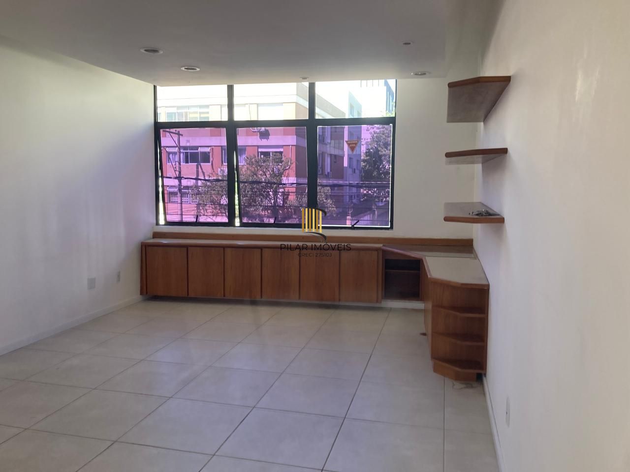 Conjunto de Salas na Rua Érico Veríssimo