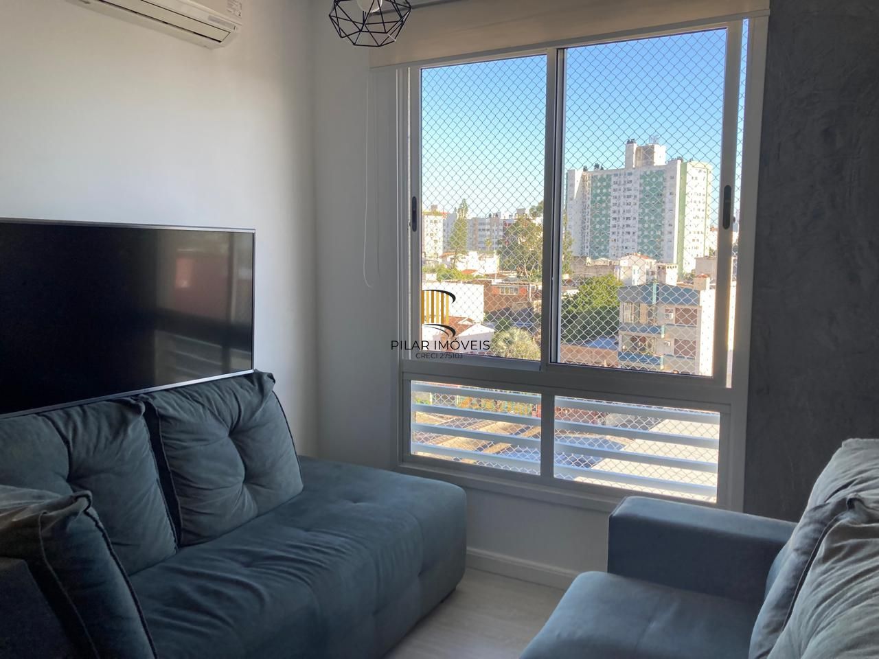 ÓTIMO IMÓVEL, 50 MTS quadrados, 2 DORMITÓRIOS COM VAGA E ELEVADOR