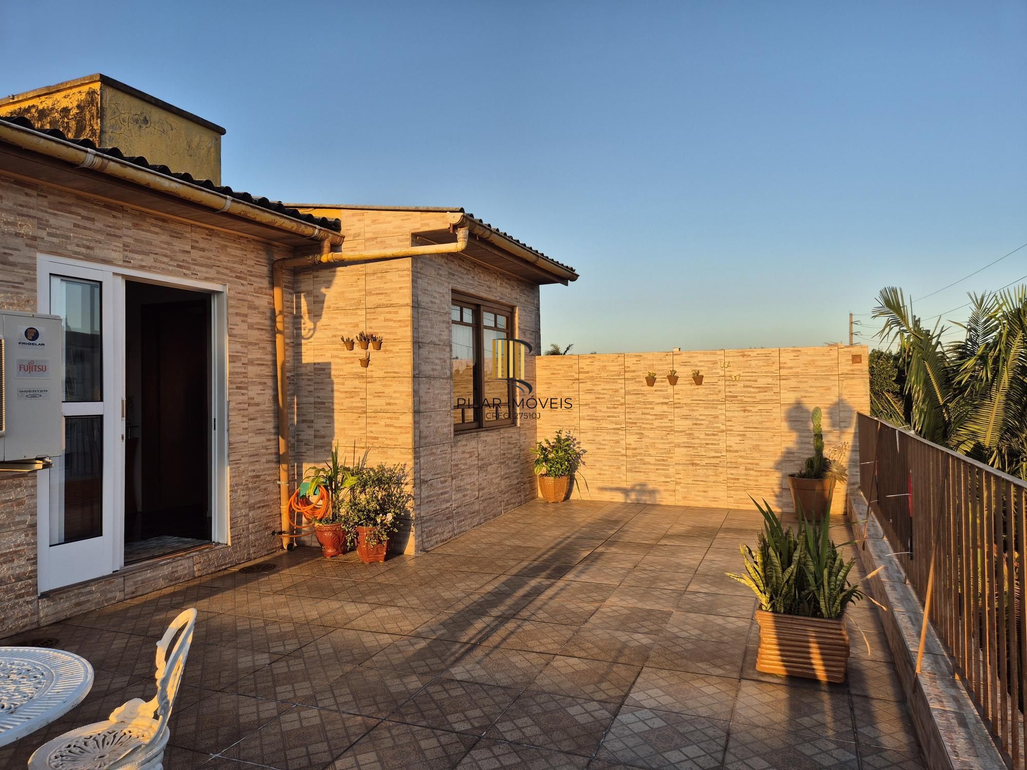 Cobertura com lareira, churrasqueira e 2 vagas