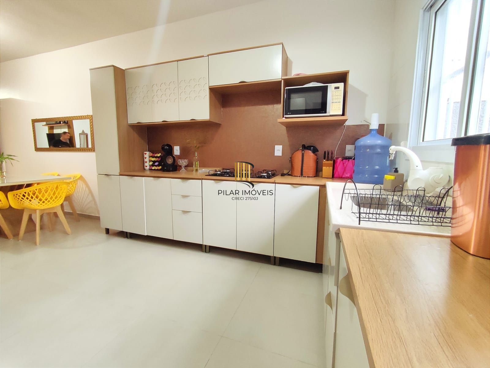 LINDA CASA DE 2 DOMITÓRIOS, PRÓXIMA AO MAR