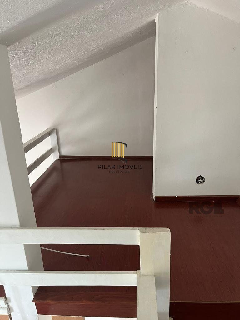 Casa Condominio para Venda - 70m², 2 dormitórios, sendo 1 suites, 2 vagas - Cavalhada