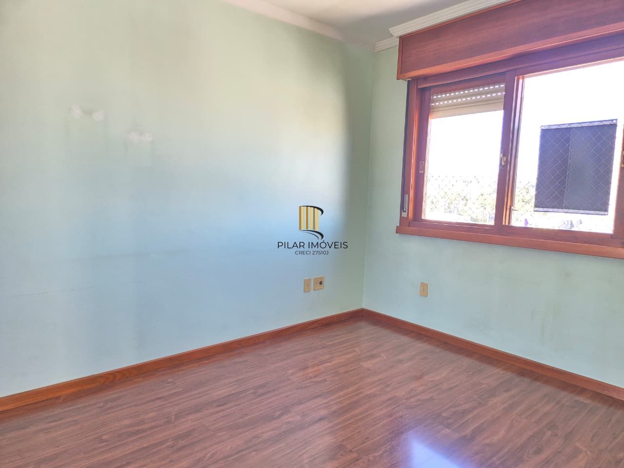 3Dormitórios com 99,80m privativos.