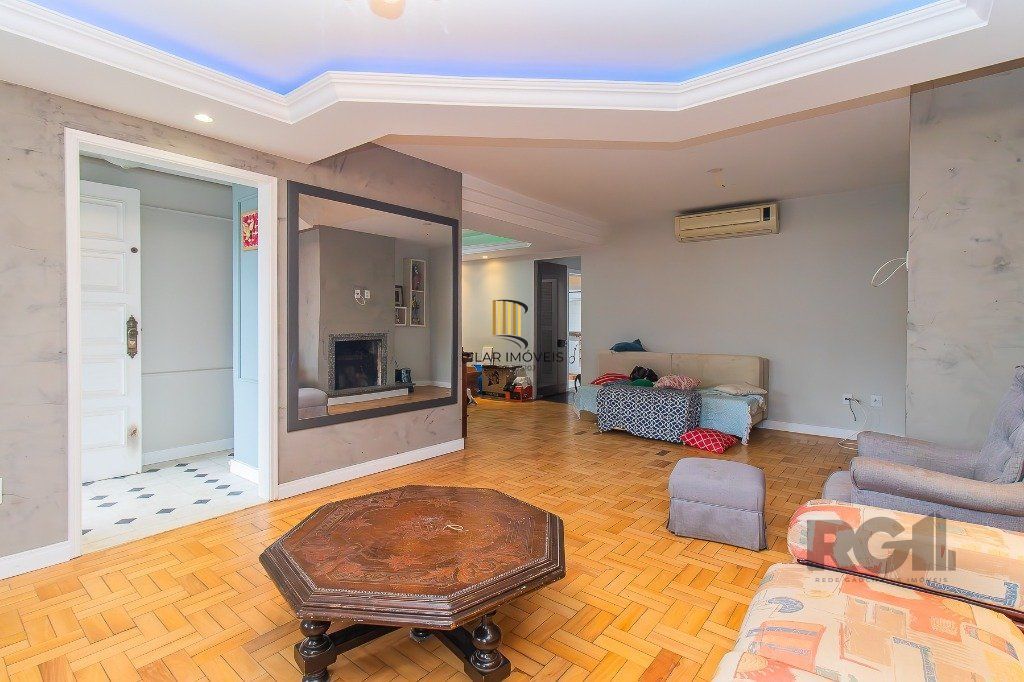 casa - 3 dorms. - 3 vagas - 290 m² - Três Figueiras