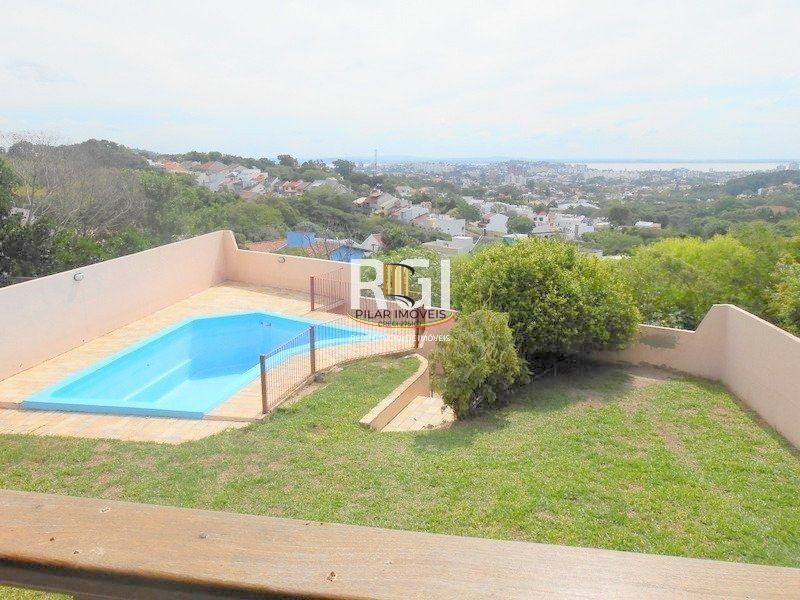 Casa para Venda - 430m², 3 dormitórios, sendo 1 suites, 2 vagas - Vila Nova