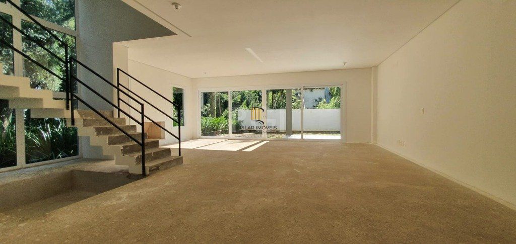Casa Condominio para Venda - 459.77m², 3 dormitórios, sendo 3 suites, 3 vagas - Pedra Redonda