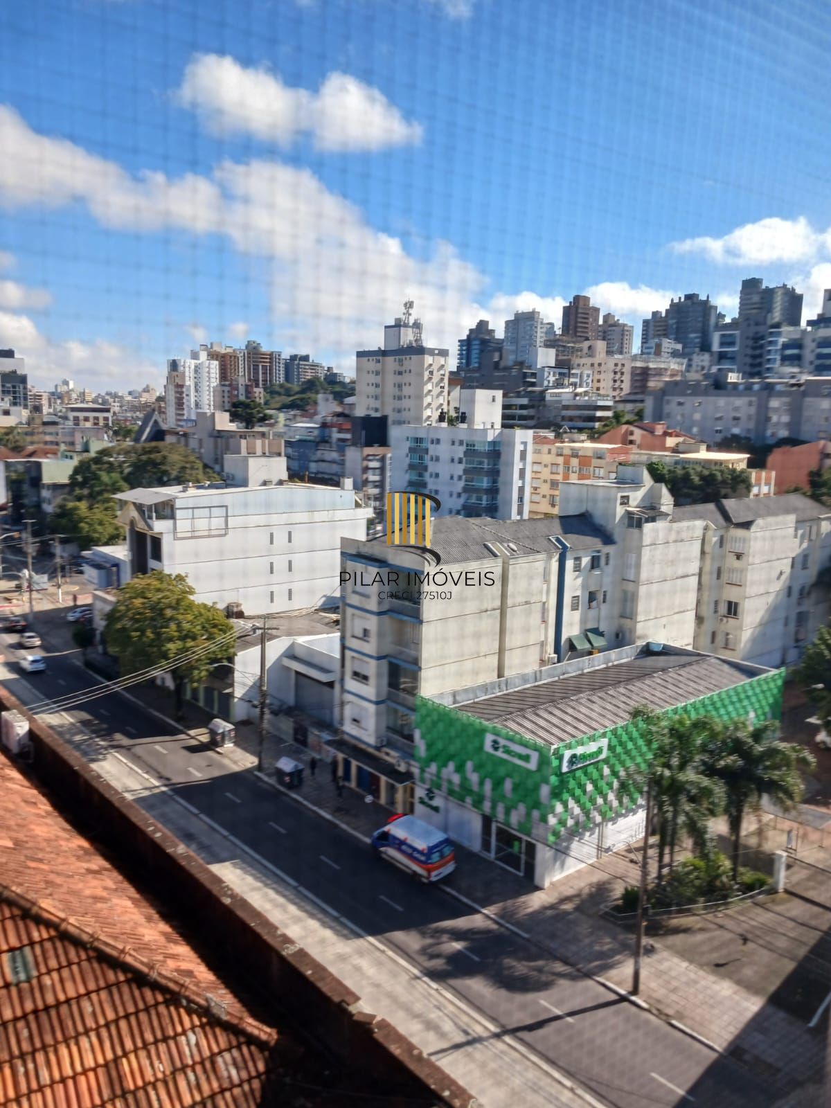 Apartamento três dormitórios ( uma suíte) panorâmico