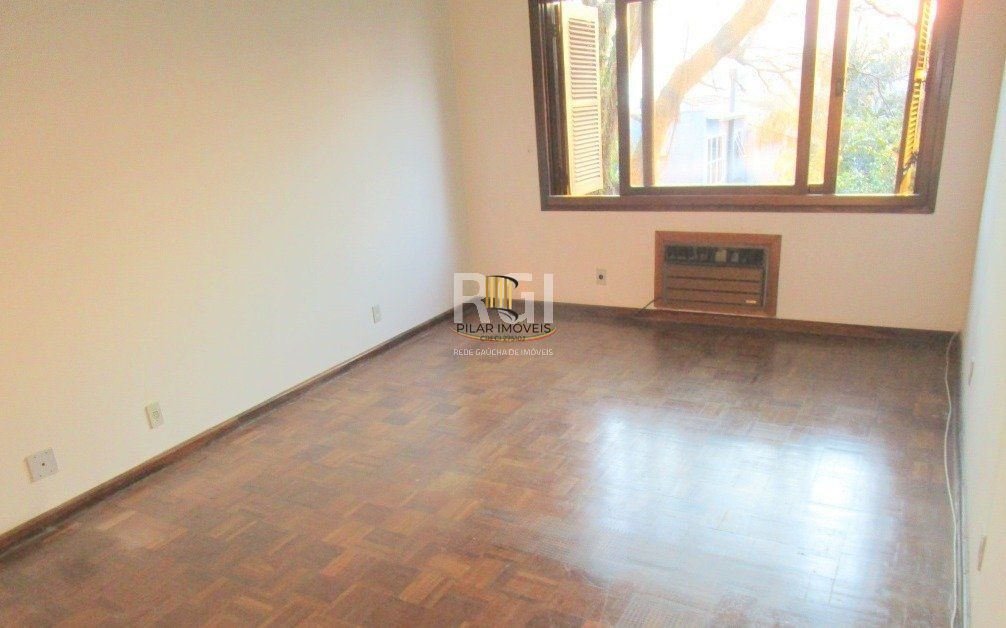 Apartamento para Venda - 145m², 3 dormitórios, sendo 1 suites, 2 vagas - Menino Deus