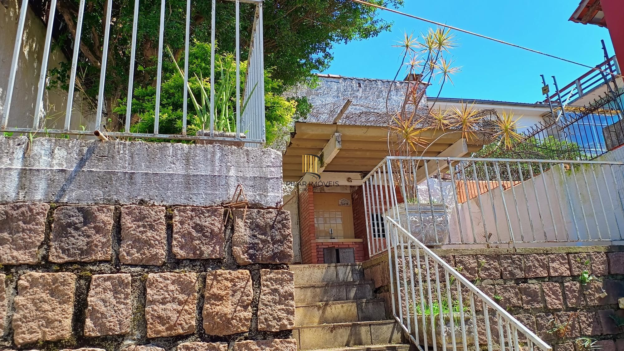 Casa 3 dormitórios 2 vagas