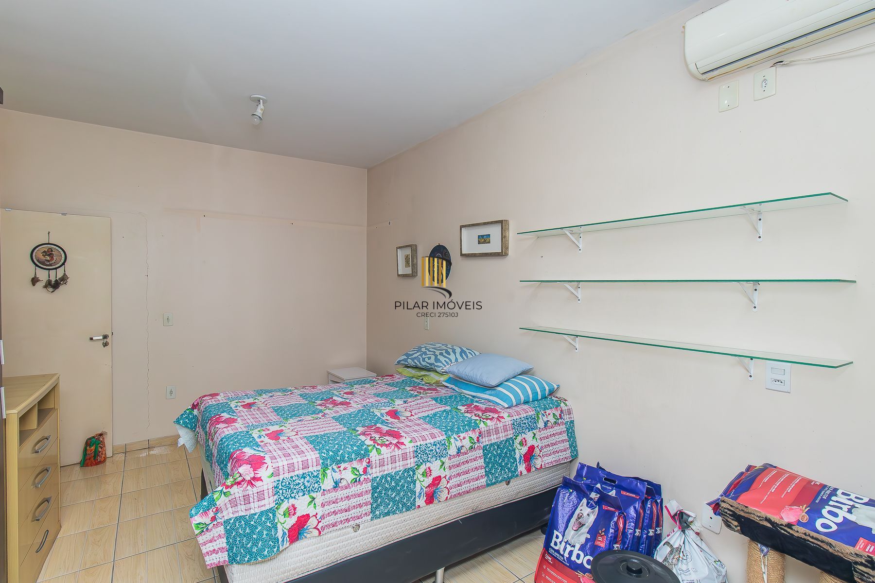 Casa 4 dormitórios - 1 vaga -  330m² Menino Deus