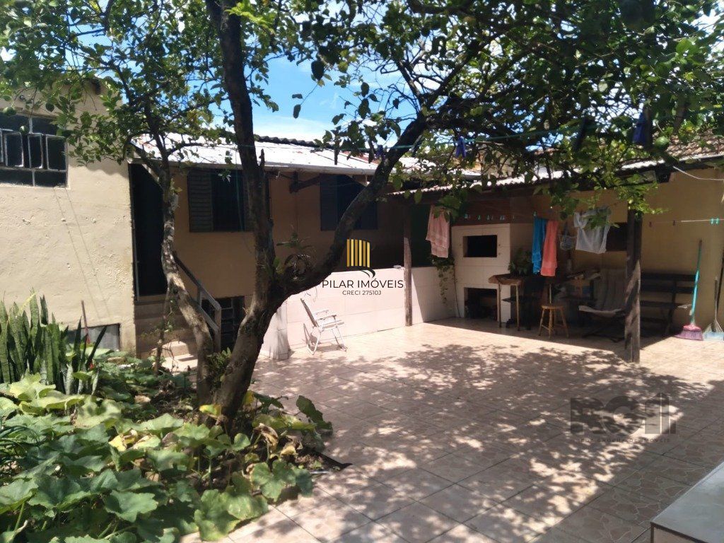 CASA - 3 dorms. -   3 vagas - - 150 m² - SANTA TEREZA