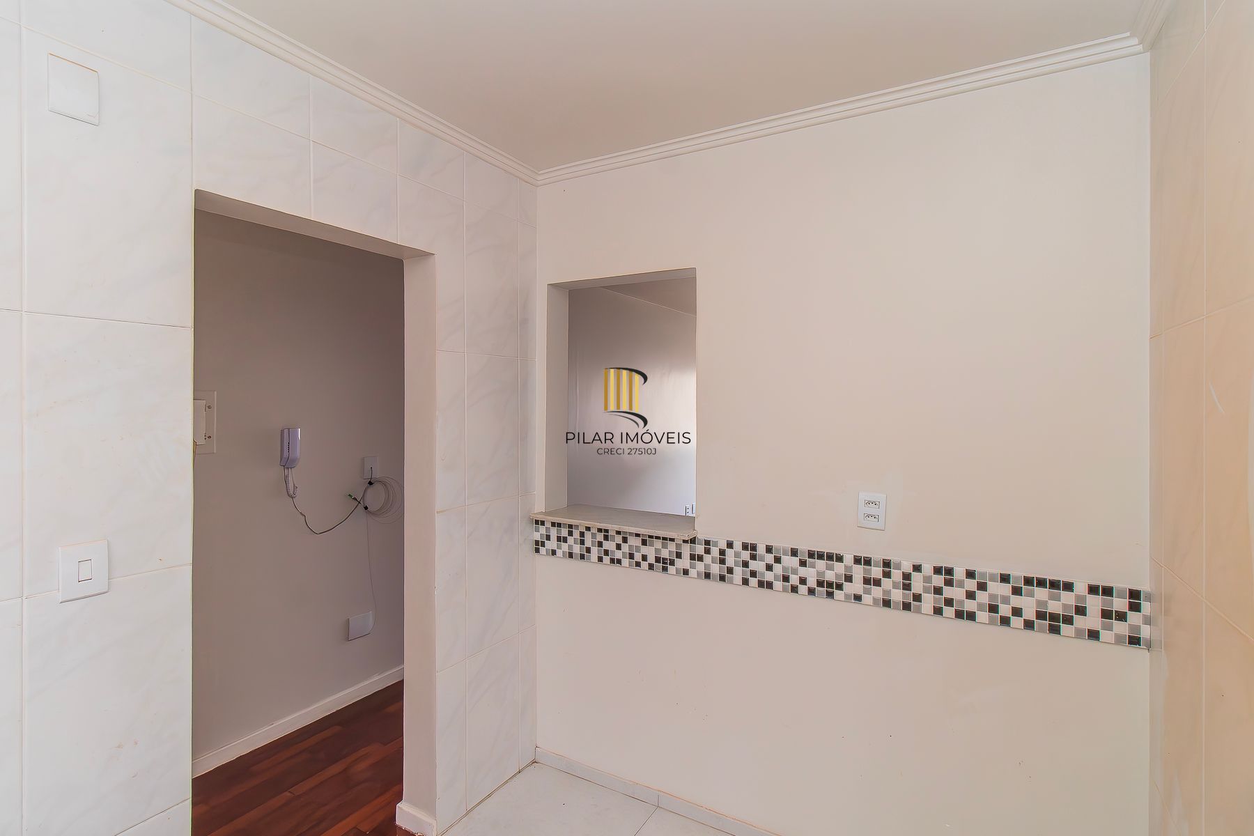 Apartamento para Venda - 92.44m², 3 dormitórios, sendo 1 suites, 1 vaga - Menino Deus