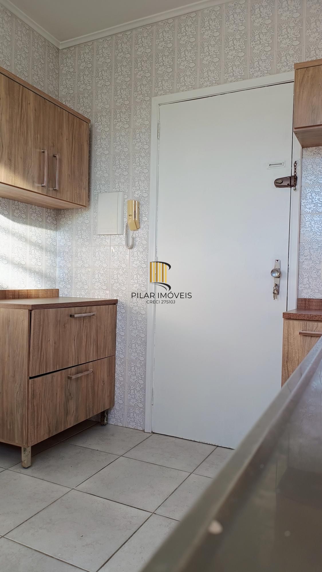 Apartamento 3 dormitórios 1 vaga no Bairro Floresta