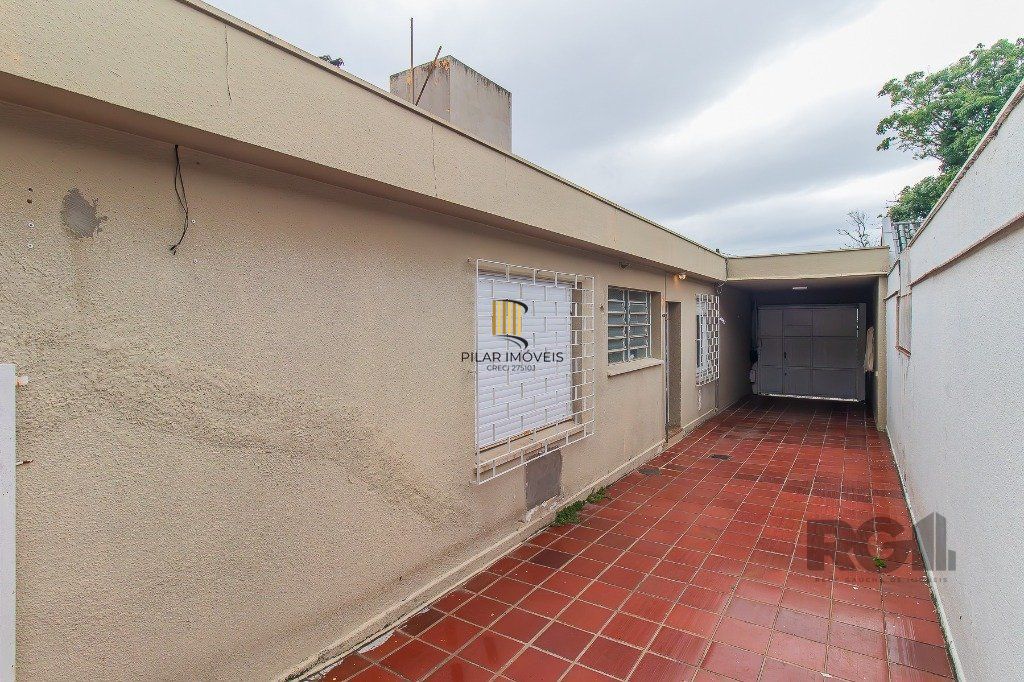 casa - 3 dorms. - 3 vagas - 290 m² - Três Figueiras