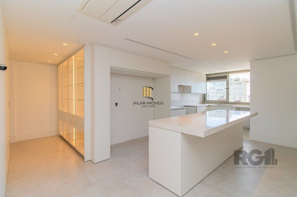apartamento - 4 dormitórios - 4 vagas - 388,44 m² - Moinhos de Vento