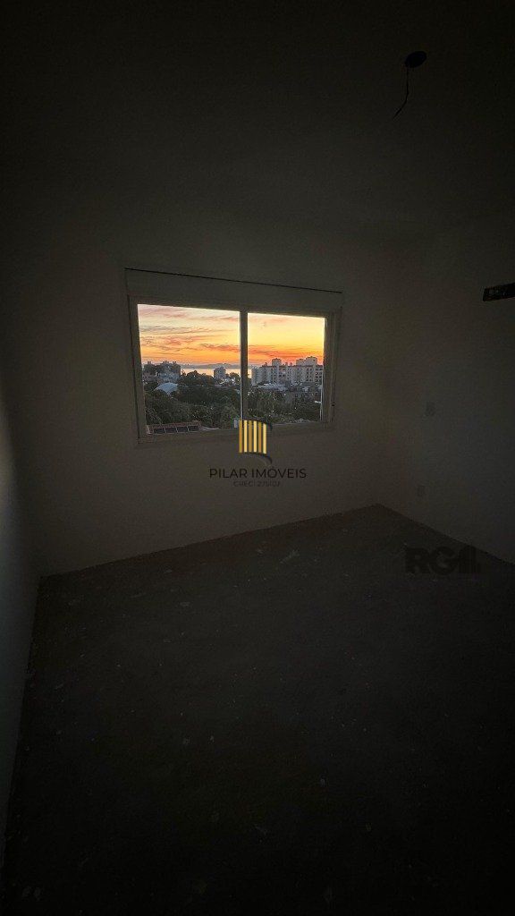 APARTAMENTO COBERTURA - 2 DORMS - 2 VAGAS - 166,21 m² - TRISTEZA