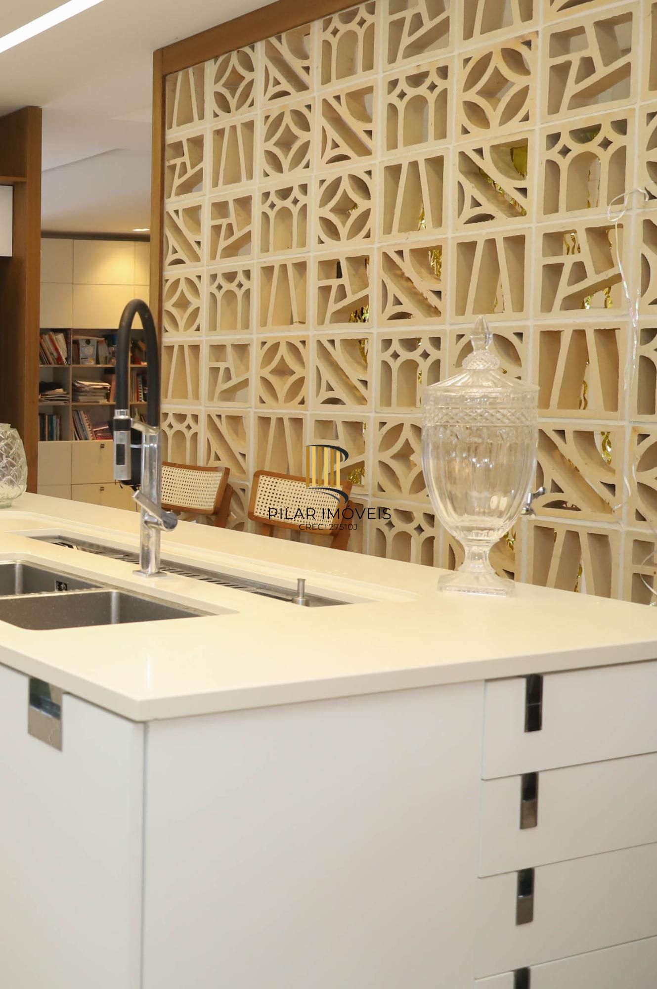 Terraville com 5 suítes