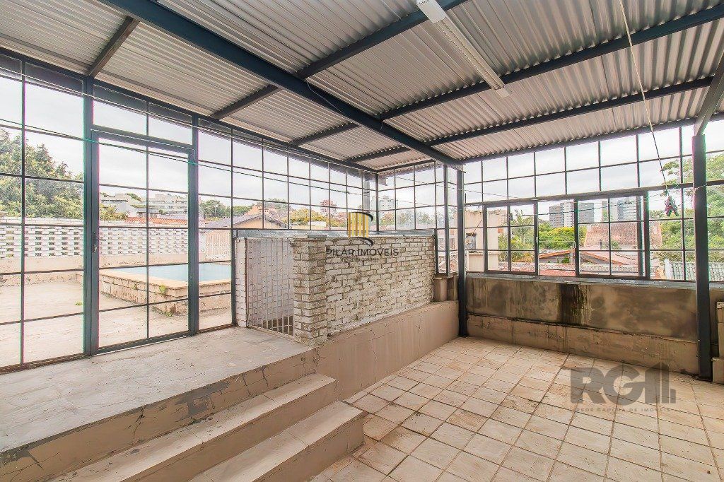 casa - 3 dorms. - 3 vagas - 290 m² - Três Figueiras