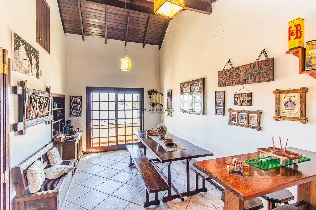 Venha morar num lugar tranquilo da zona sul, casa de 334m²