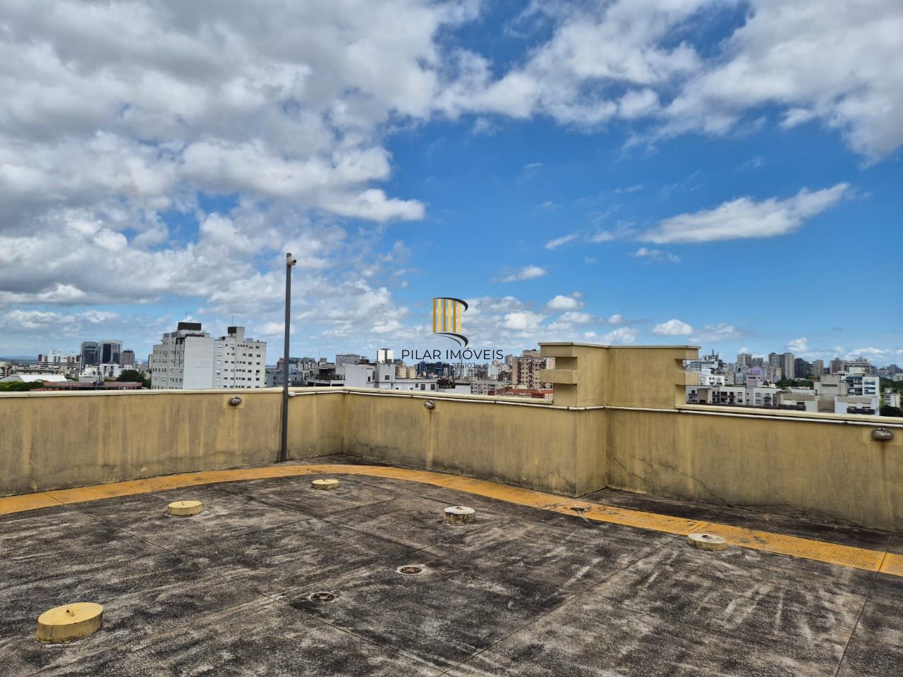 3D com suíte e 02 vagas