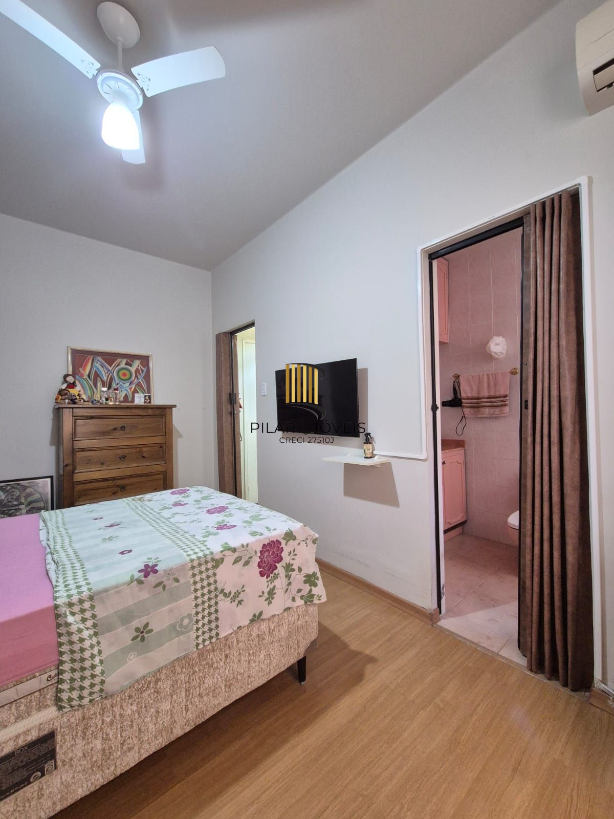 Apto térreo no Menino Deus