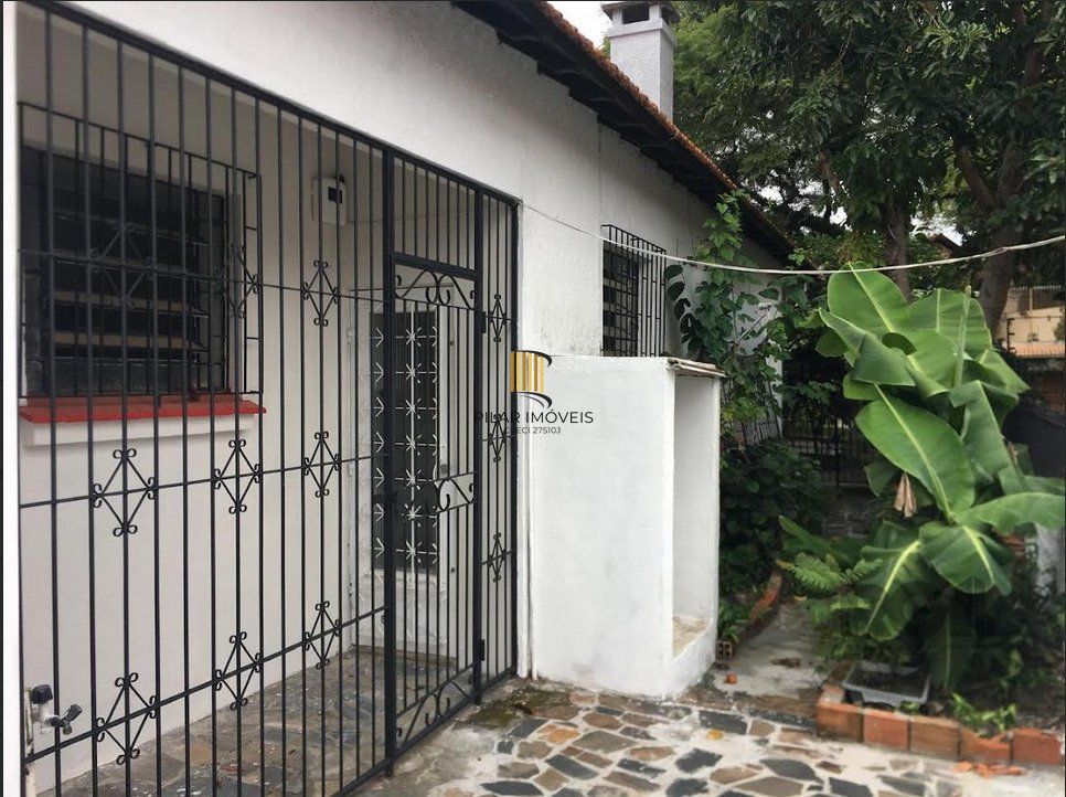 Casa - 3 dorms. 3 vagas - 150 m² - Santa Tereza