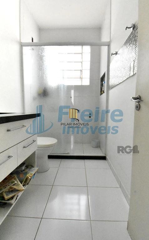  APARTAMENTO 3 DORMITÓRIOS, 72 MTS PRIVATIVOS  BAIRRO MENINO DEUS