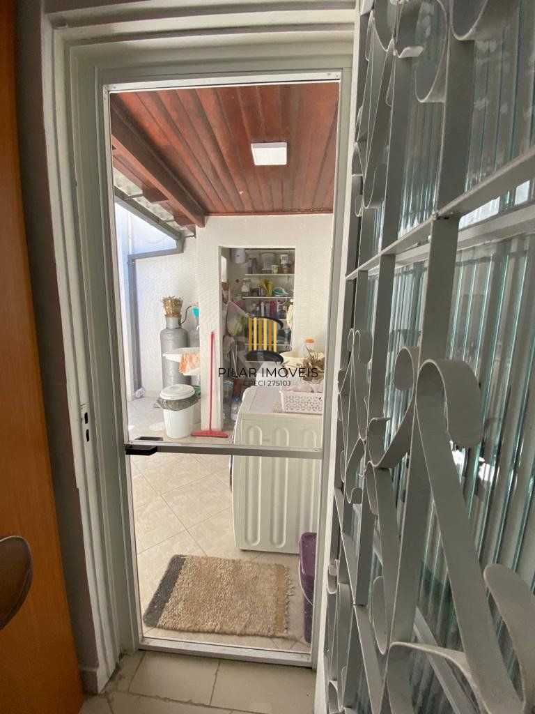 casa - 4 dormitórios - 3 vagas - 170 m² - Menino Deus