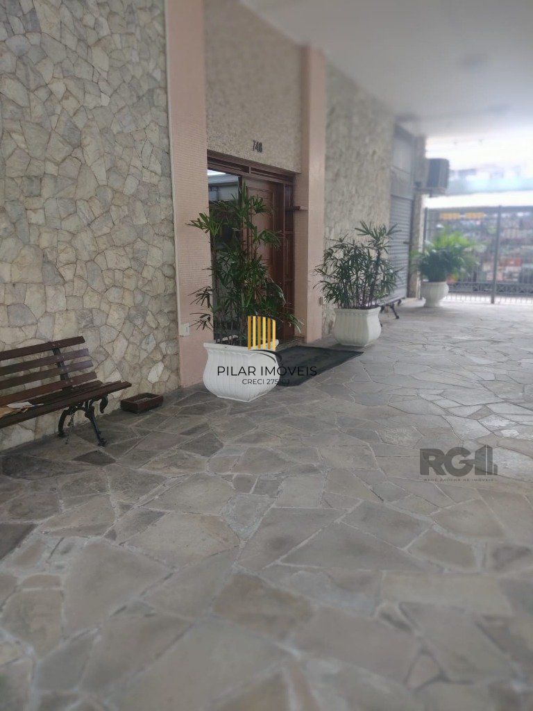 Apartamento 3 domritórios - 132,00 m²  -  1 vaga - MENINO DEUS