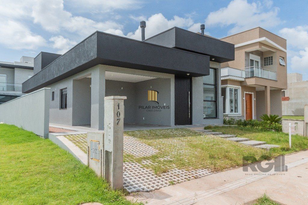 CASA EM CONDOMINIO - 3 dorms.-  3 vagas - 155 m² - GRAVATAÍ