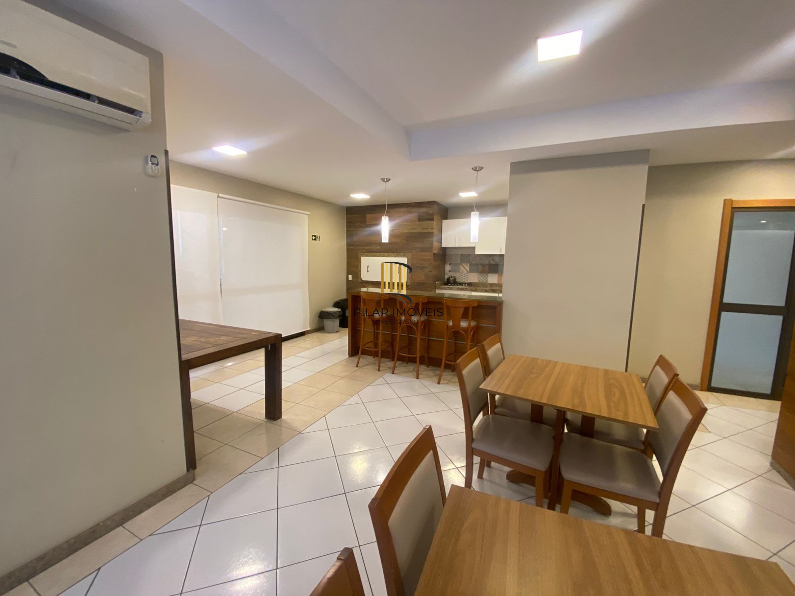 Apartamento 105 m2 3 dormitorios sendo 1 suite vaga dupla menino deus