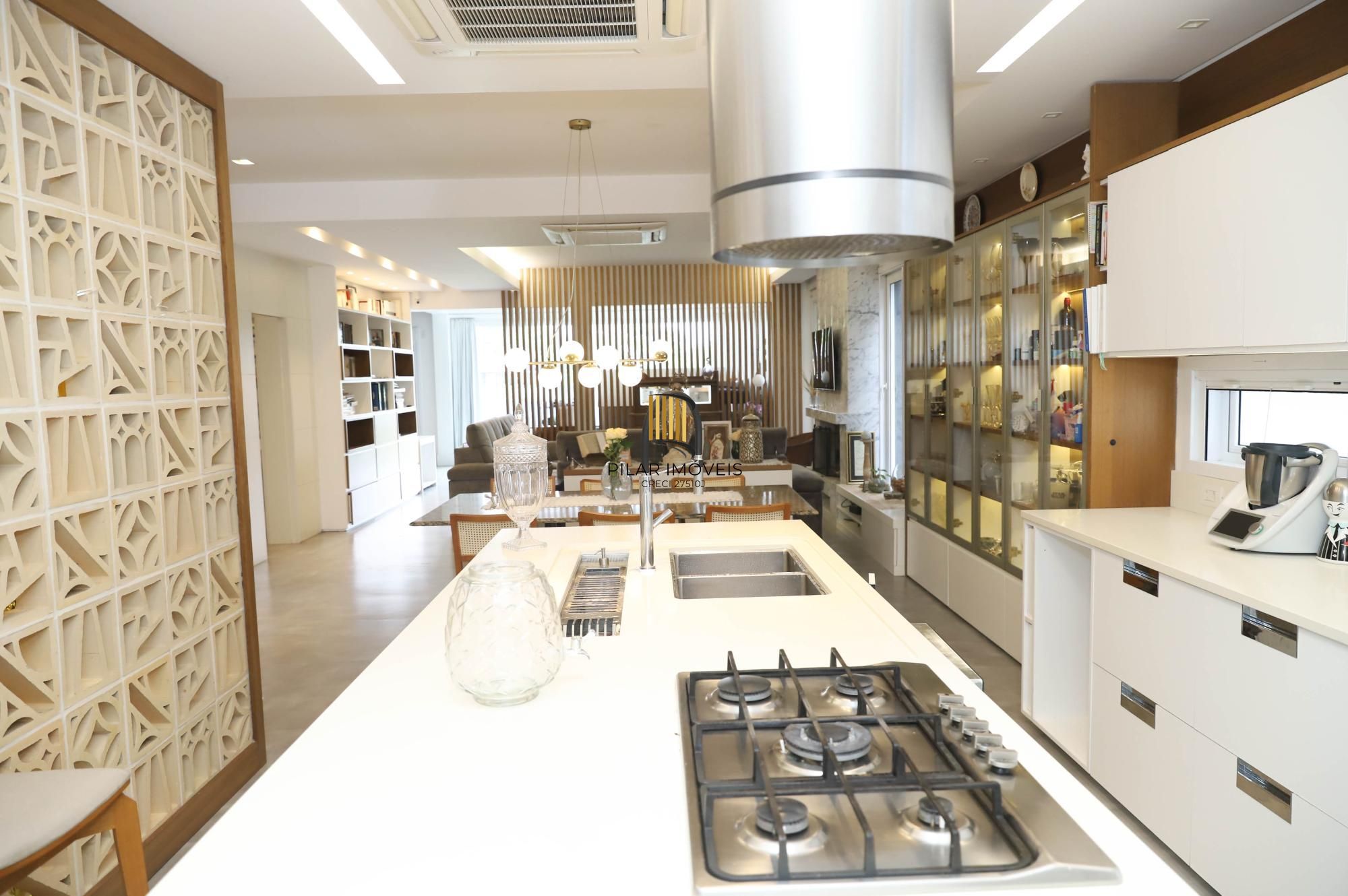 Terraville com 5 suítes