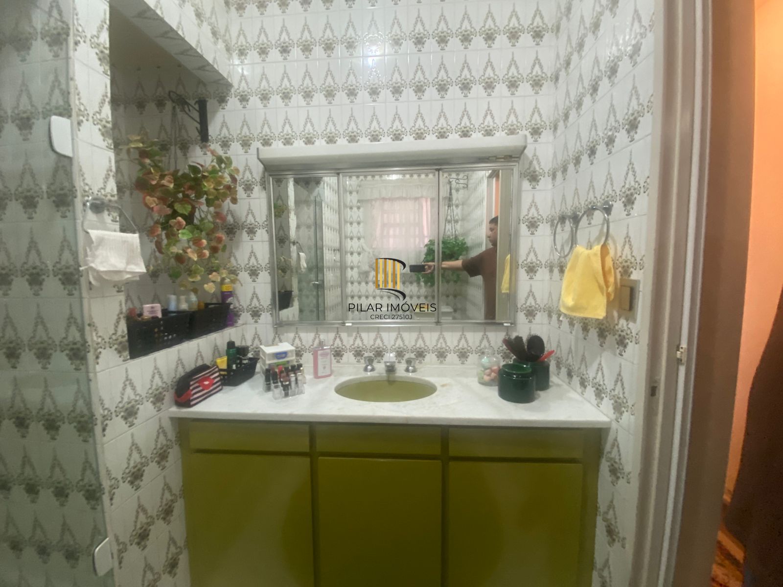 Apartamento garden 3 dormitórios 2 banheiros 128m2 e vaga coberta, Menino Deus