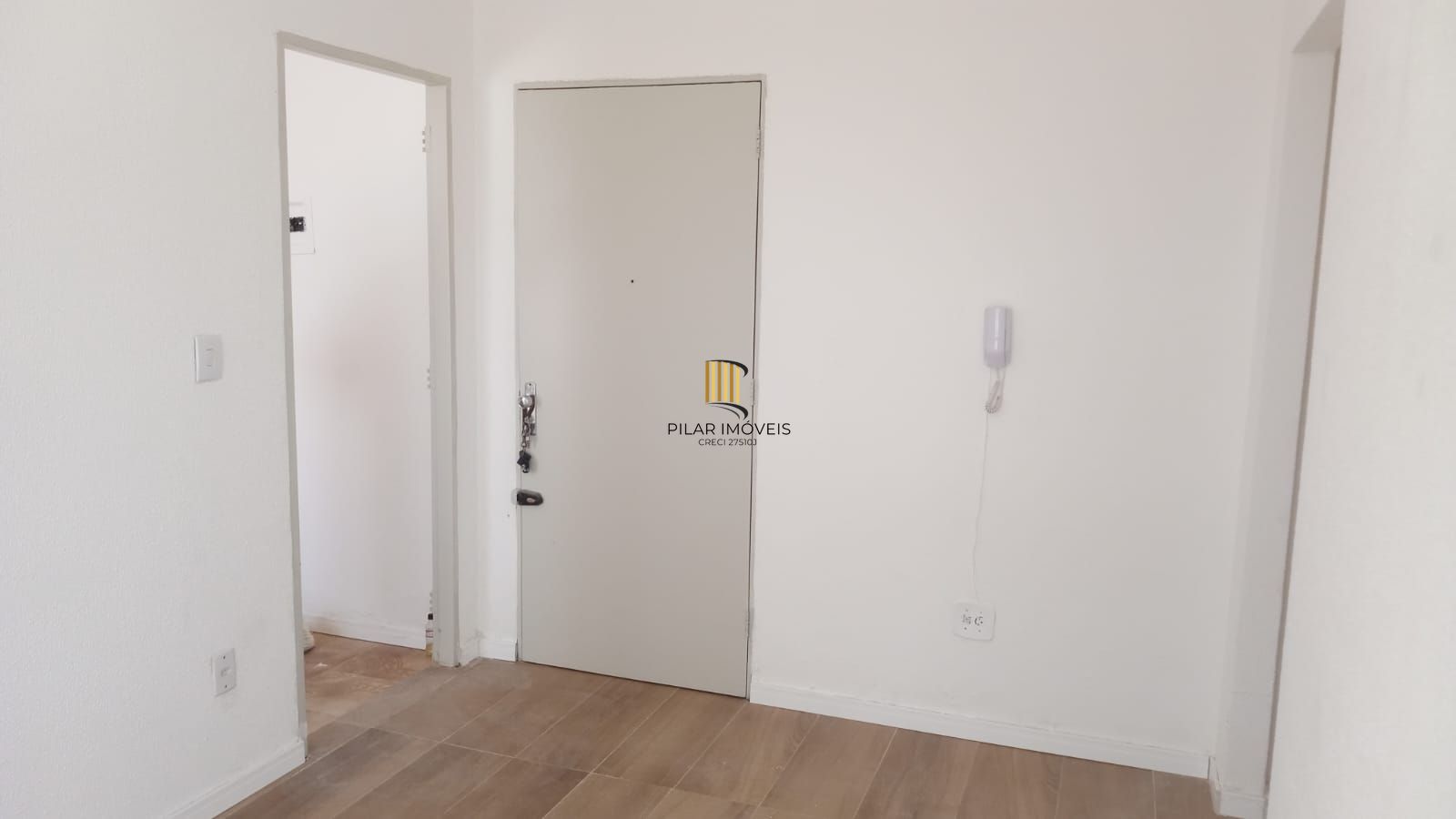 Apartamento dois dormitórios, vaga rotativa Bairro cavalhada