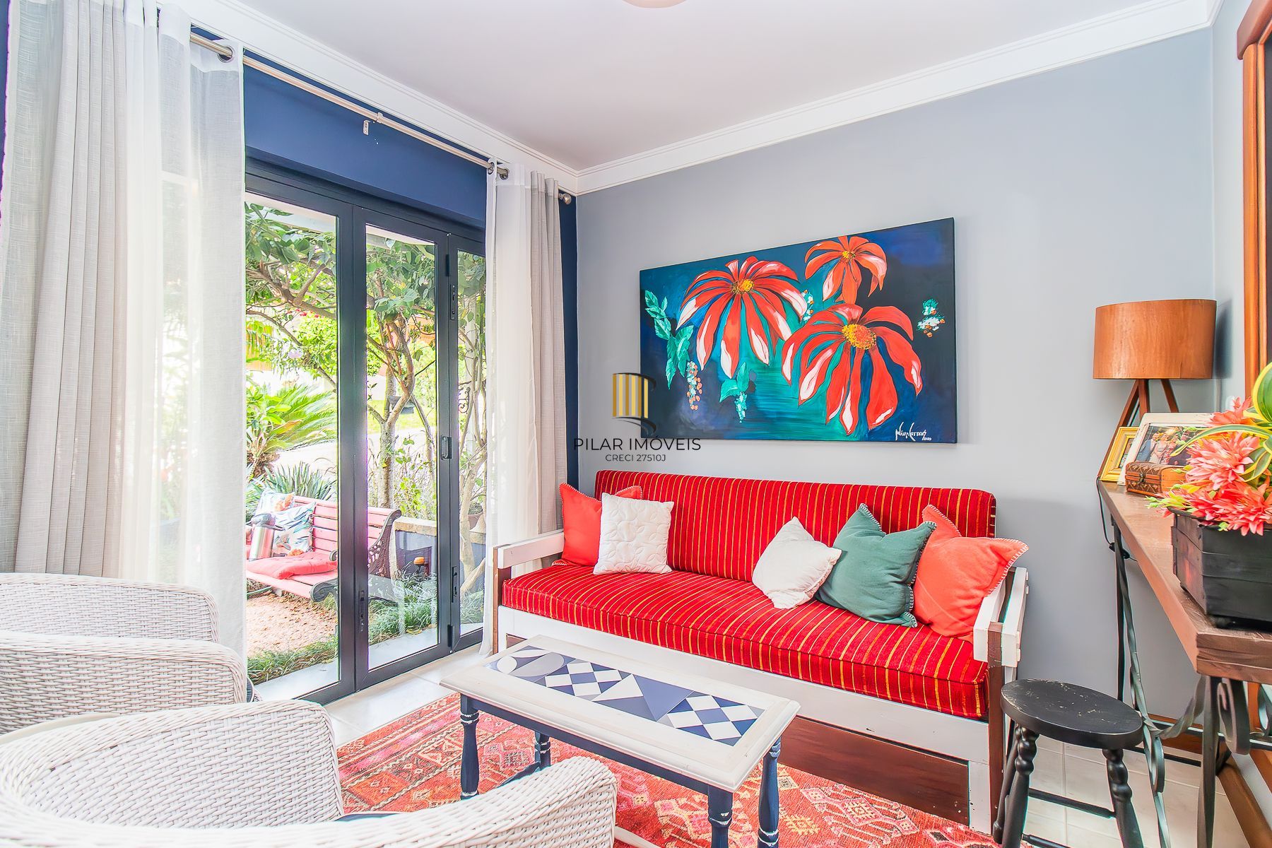CASA DE 4 DORMITÓRIOS EM CONDOMÍNIO - 320 m² - 4 VAGAS DE GARAGEM