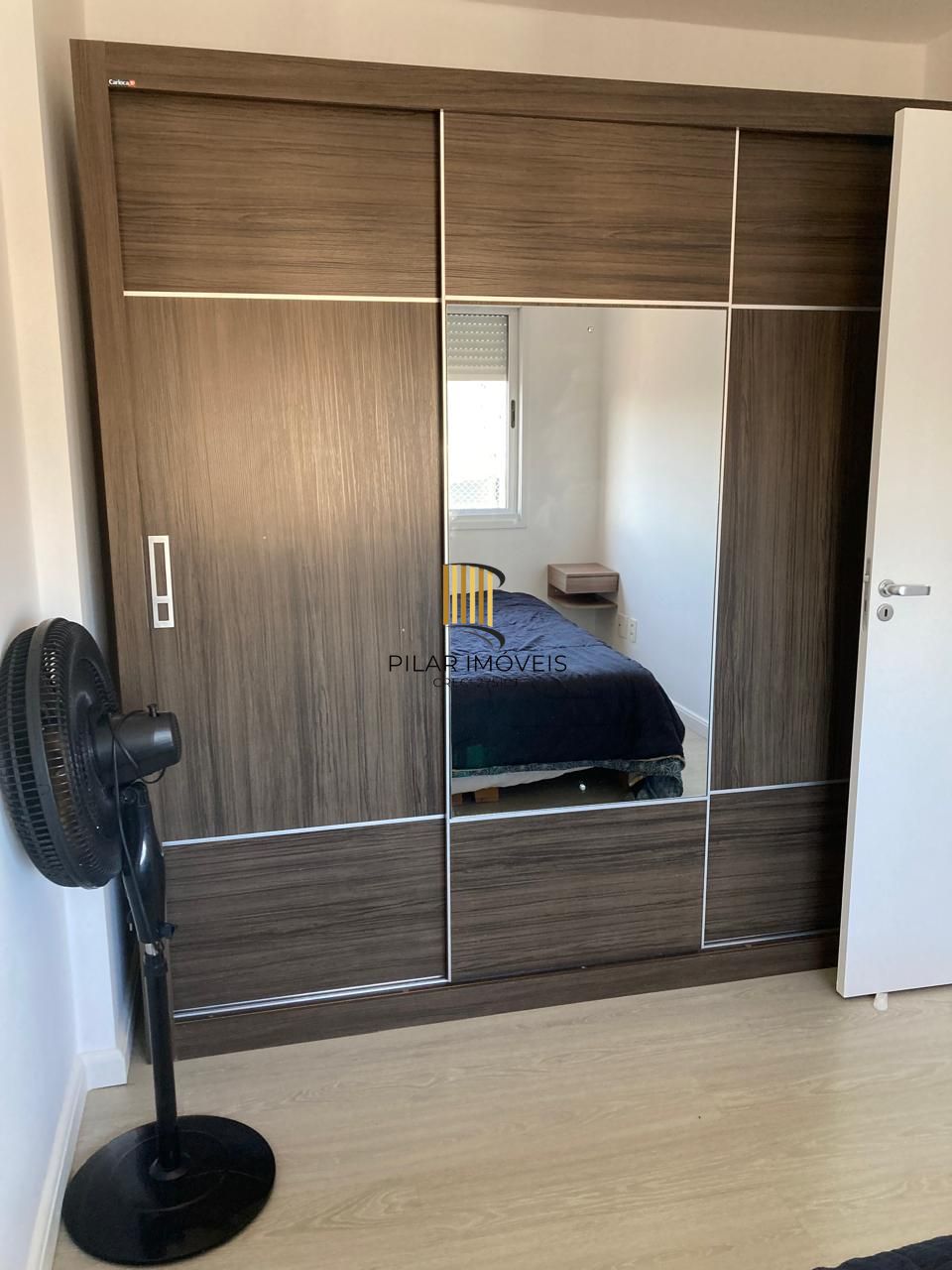 ÓTIMO IMÓVEL, 50 MTS quadrados, 2 DORMITÓRIOS COM VAGA E ELEVADOR