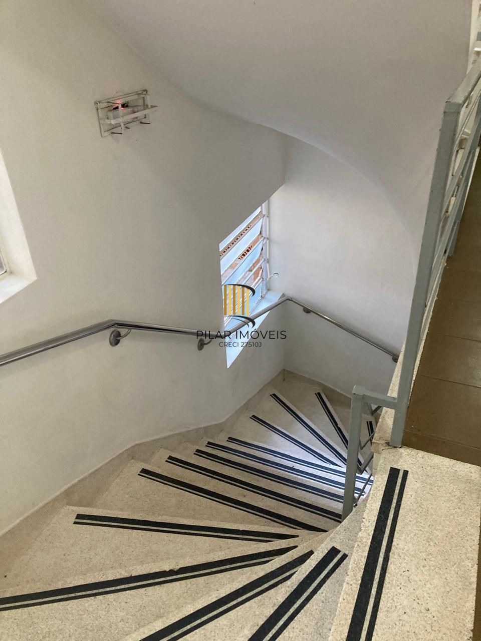 APARTAMENTO 2 DORMITÓRIOS, 60 m2, PRÓXIMO AO ANTIGO ESTÁDIO DO GRÊMIO