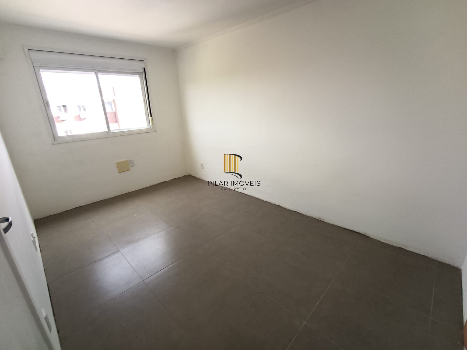 Apartamento em Porto Alegre, no bairro Vila Nova, com 2 dormitório