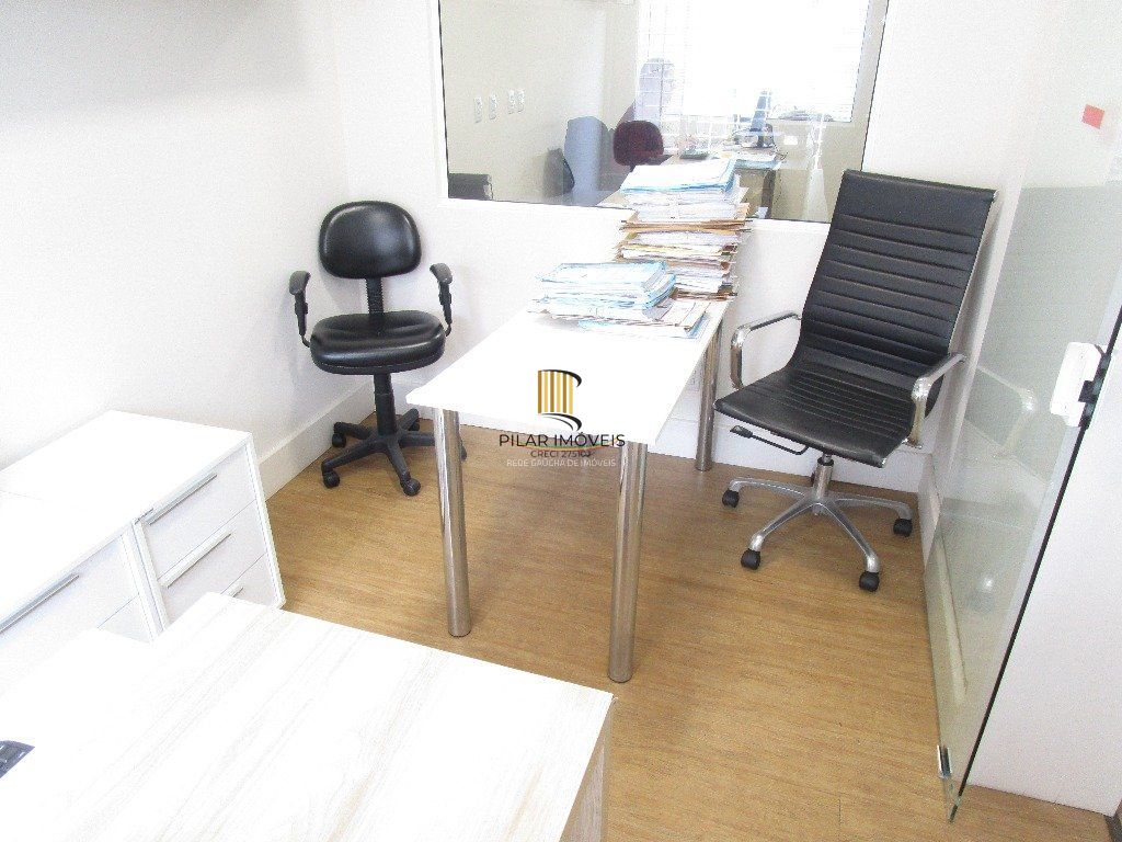 Casa para Venda - 227m², 4 dormitórios, 1 vaga - Menino Deus