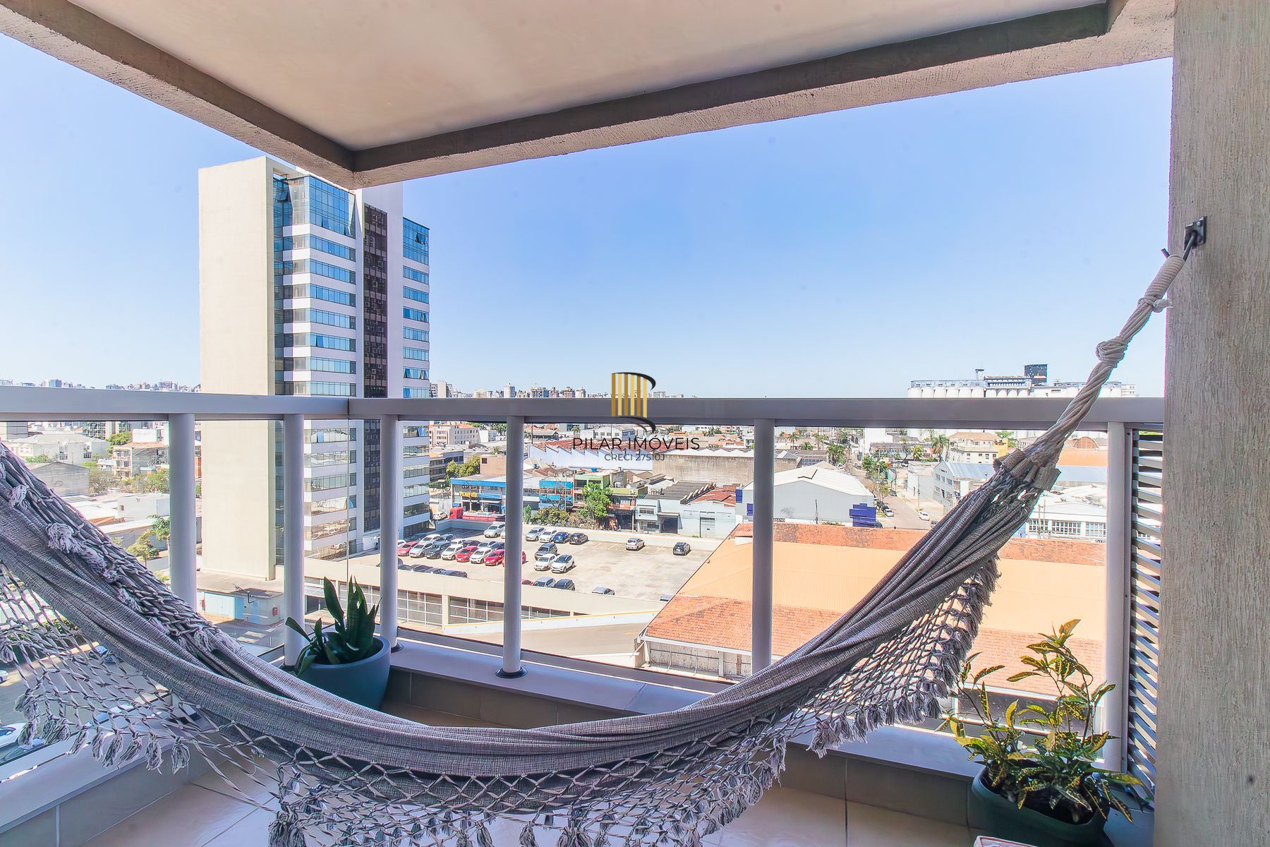 Apartamento 2 dorms, 1  suite e 1 vaga.