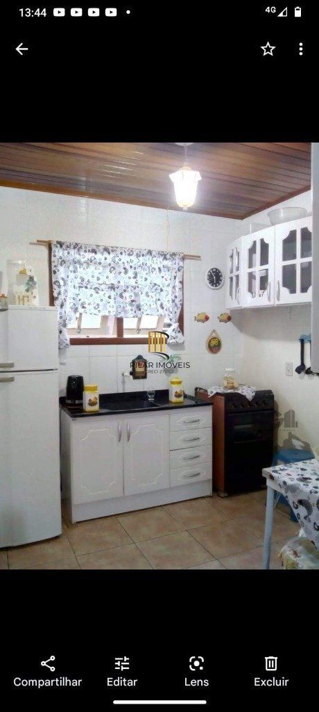 CASA -  2 dorms - 2 vagas - 57,00 m² - CIDREIRA
