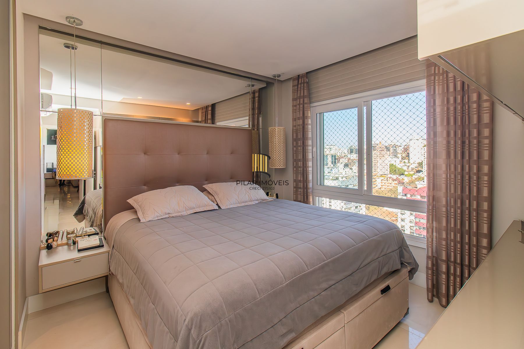 Apartamento 3 suítes 3 vagas no Moinhos