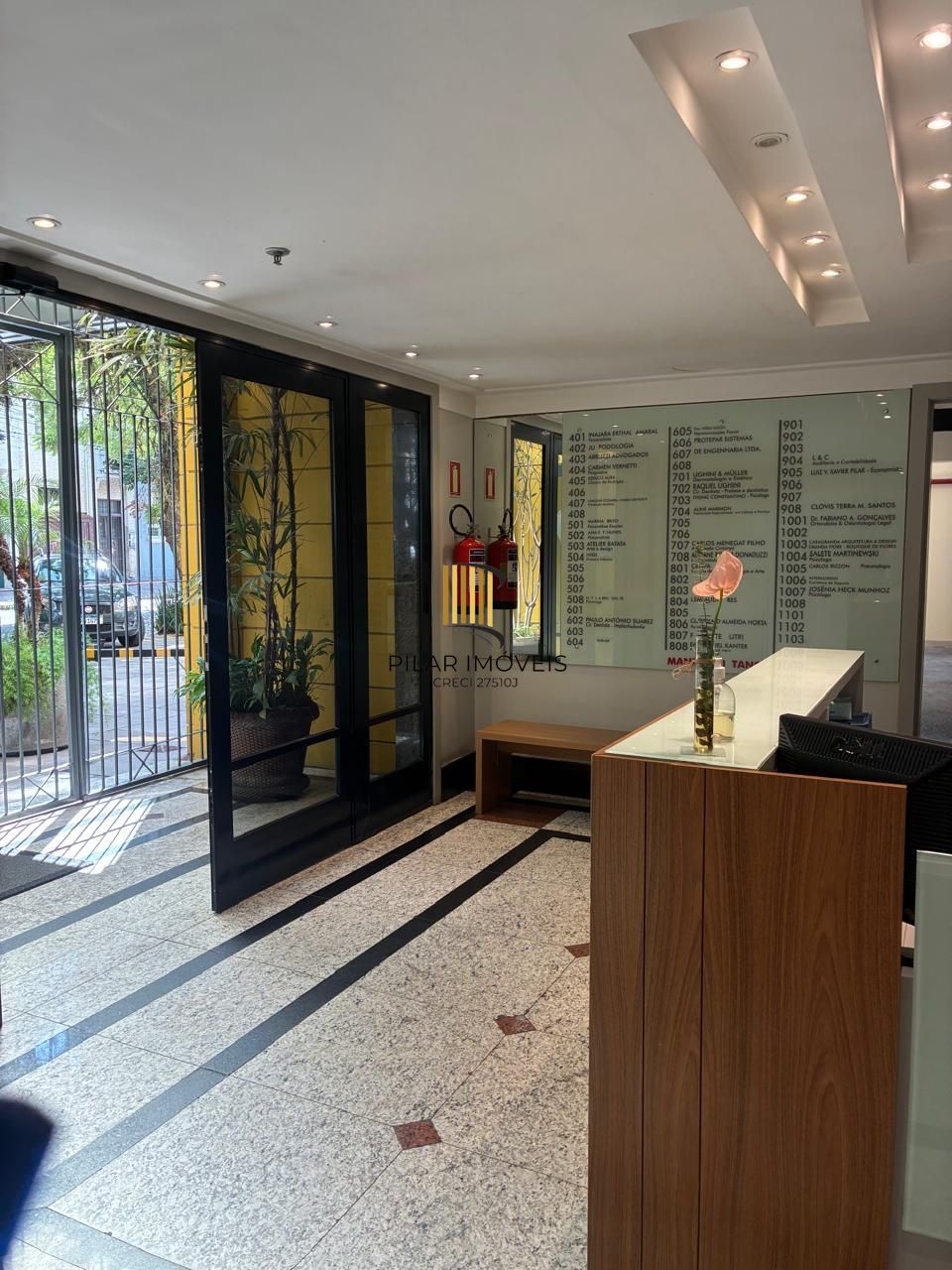 Ótima sala de 24,88 metros quadrados no Menino Deus