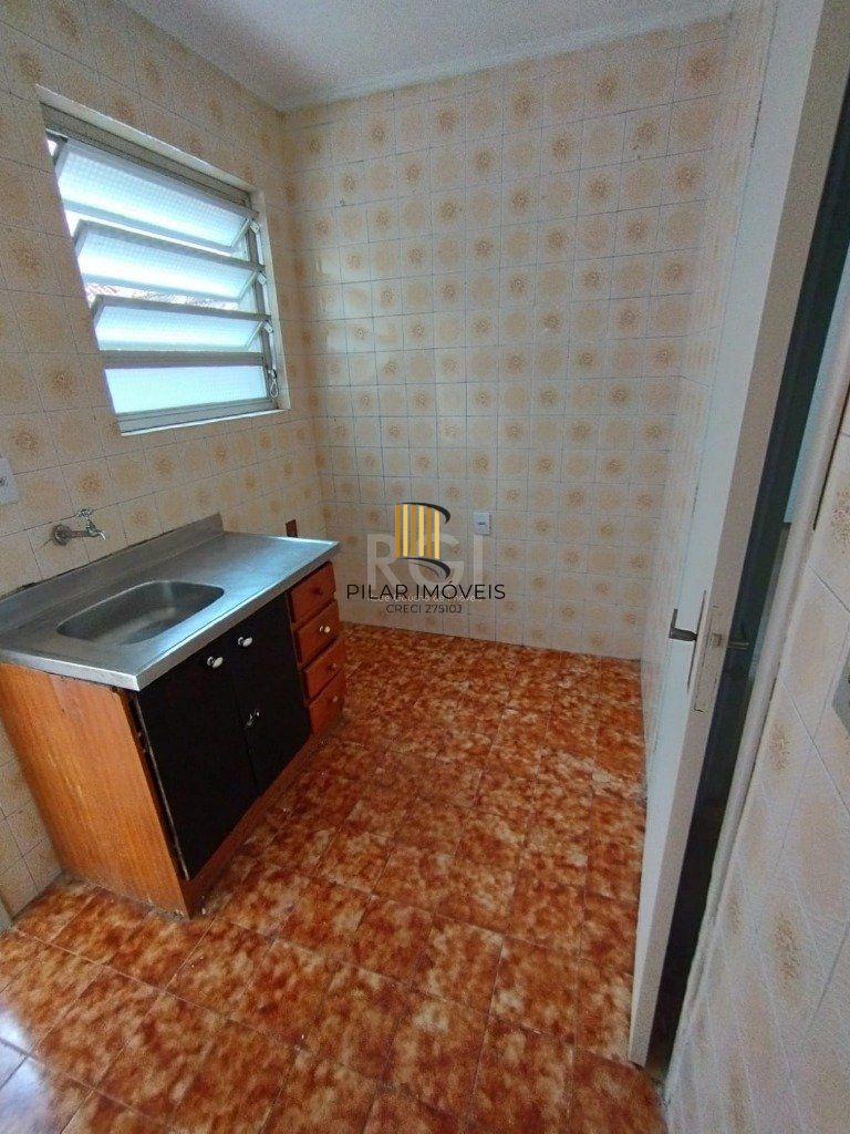 Apartamento para Venda - 42.3m², 1 dormitório, Cidade Baixa