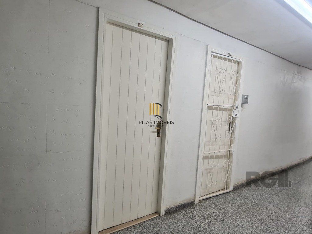 Sala - 30 m² - Centro Histórico