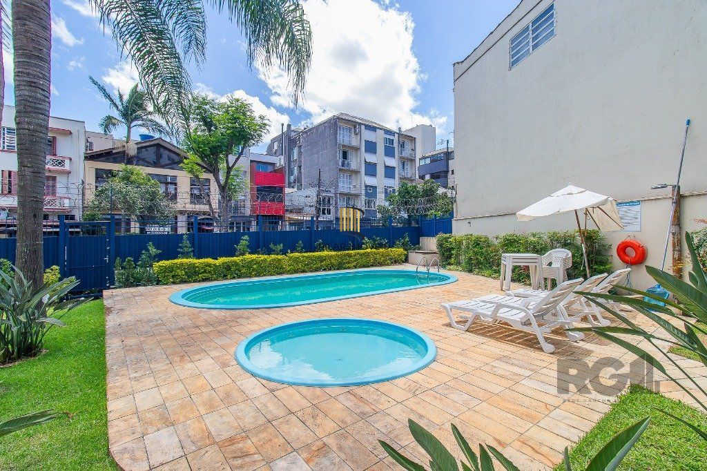Apartamento 2 dormitórios, com suíte e churrasqueira