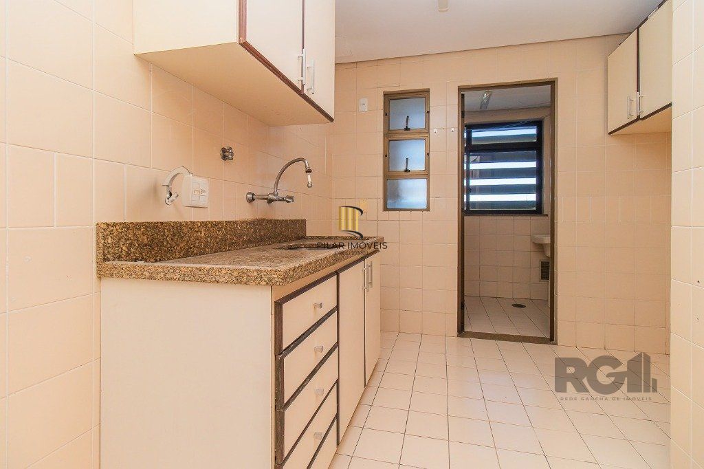 Apartamento 2 dormitórios no bairro Menino Deus