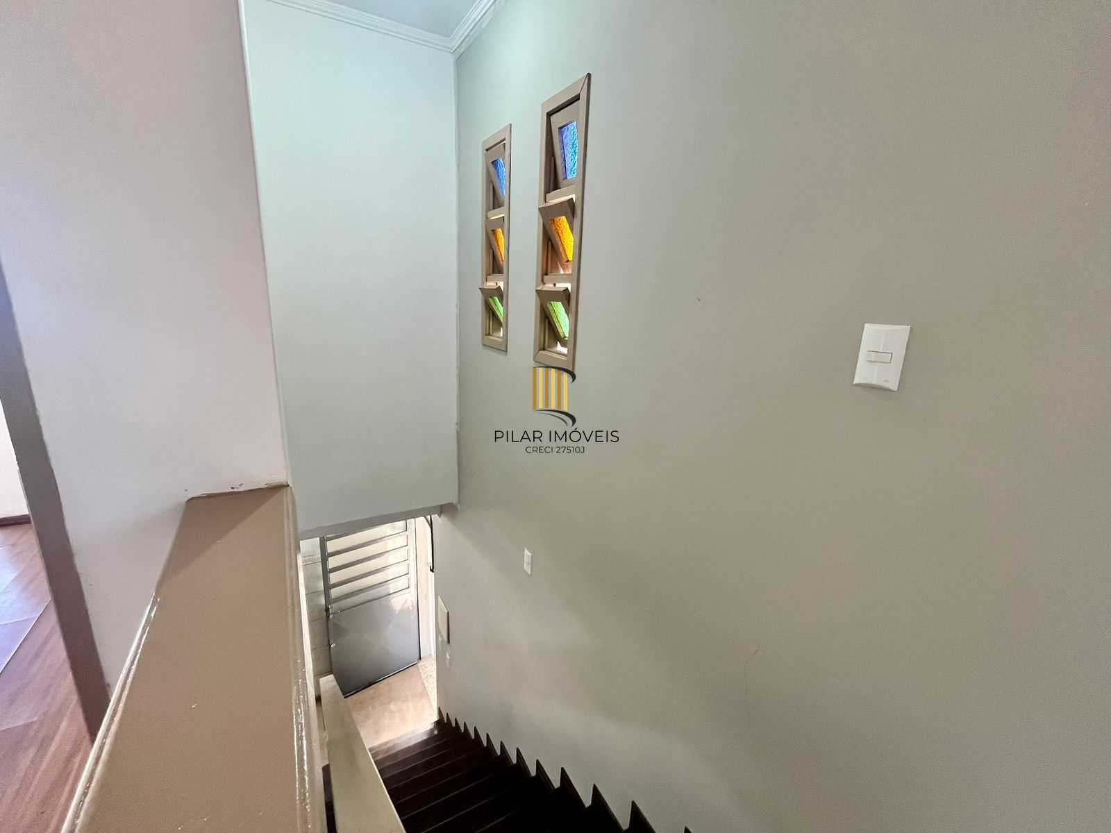 2 Casas independentes em terreno de 480m.